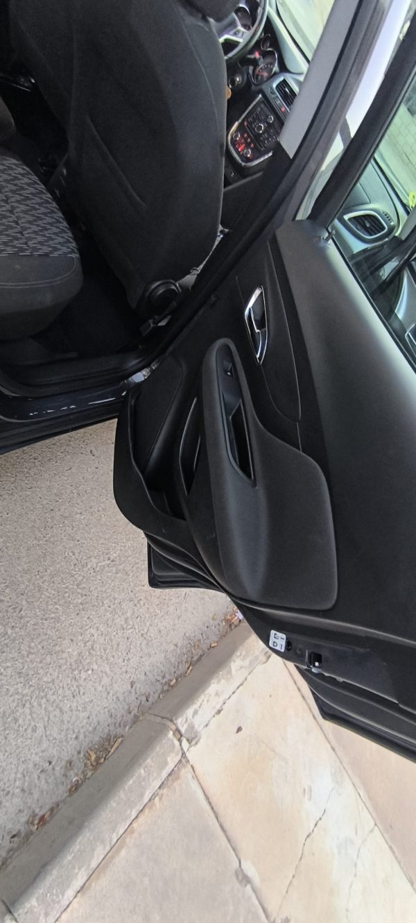 Opel Mokka Selective 1.7 CDTI de Ocasión  SUV Diésel 2015  Único Dueño en Murcia