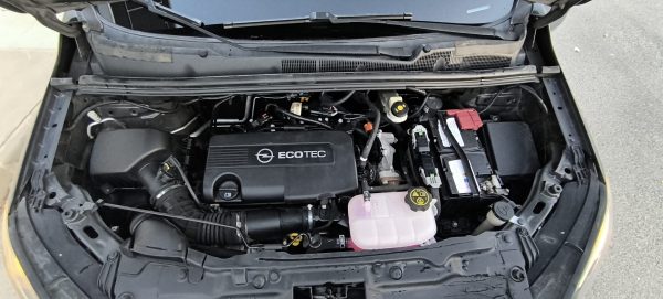 Opel Mokka Selective 1.7 CDTI de Ocasión  SUV Diésel 2015  Único Dueño en Murcia