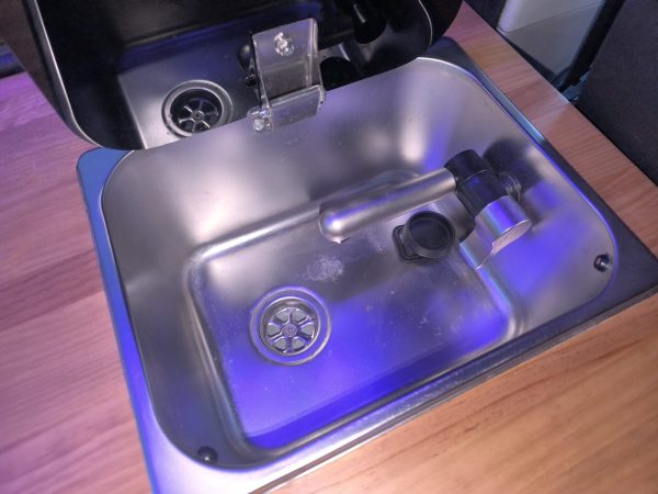 Volkswagen Transporter Camperizada – 2018 | 105cv | 140.000 km