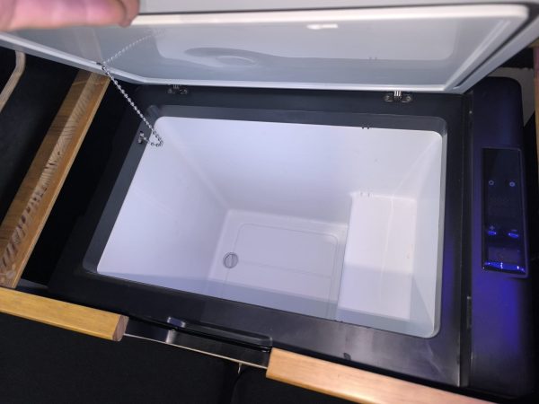 Volkswagen Transporter Camperizada – 2018 | 105cv | 140.000 km