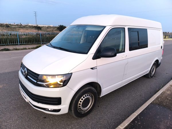 Volkswagen Transporter Camperizada – 2018 | 105cv | 140.000 km