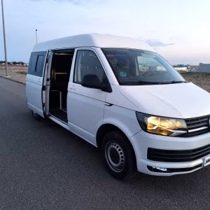 Volkswagen Transporter Camperizada – 2018 | 105cv | 140.000 km
