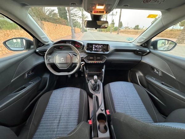 Peugeot 208 PureTech 75cv – 2020 – Muy cuidado