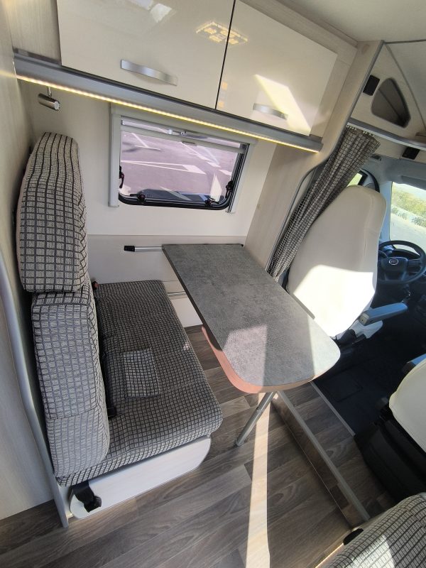 Autocaravana ACROOS de Ocasión – Perfilada – 4 Plazas – Murcia
