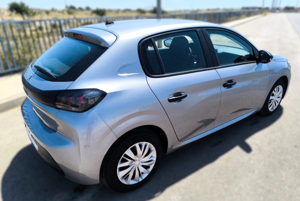 Peugeot 208 PureTech 75cv – 2020 – Muy cuidado